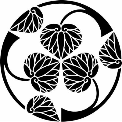 三つ割り立ち葵