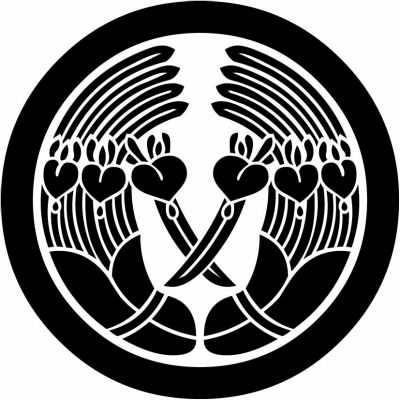 丸に変わり抱き杜若