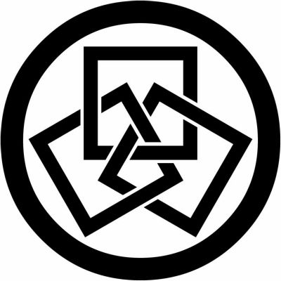 丸に三つ組み角（２）