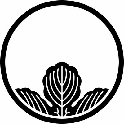 細輪に覗き梶の葉