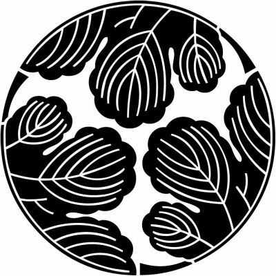 三つ割り梶の葉