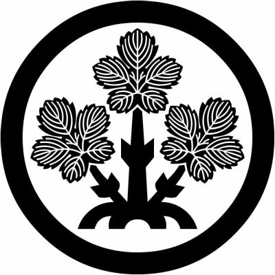 丸に諏訪梶の葉・諏訪家梶