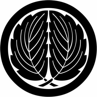 丸に鬼抱き柏・丸に抱き鬼柏