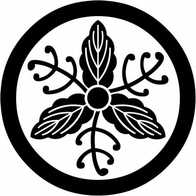 丸に変わり蔓細柏