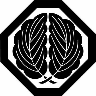 隅切り角に抱き柏