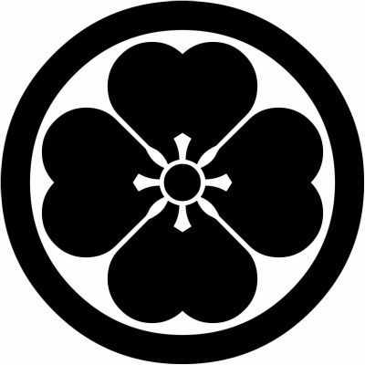 丸に四つ片喰（２）