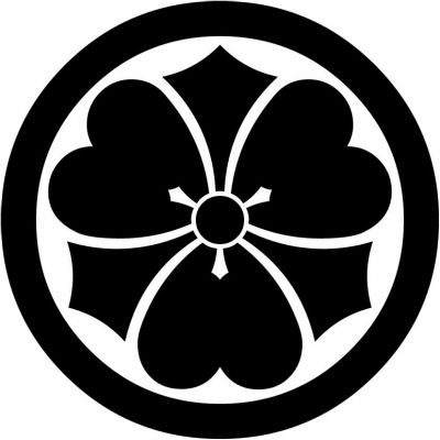 丸に離れ剣片喰