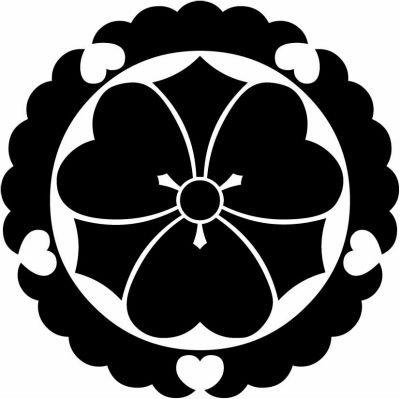 変わり外雪輪に剣片喰