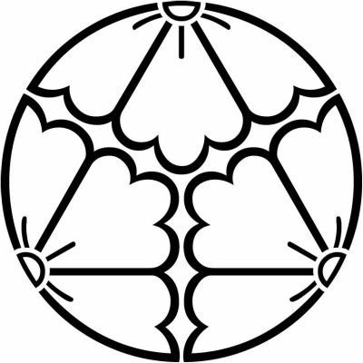 陰三つ割り唐花