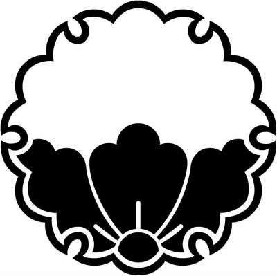 雪輪に覗き唐花