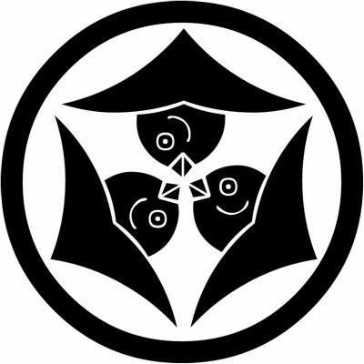 中輪に三つ口合い雁金・中輪に嘴合わせ三つ雁金（１）