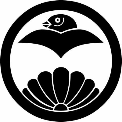 丸に覗き菊に雁金