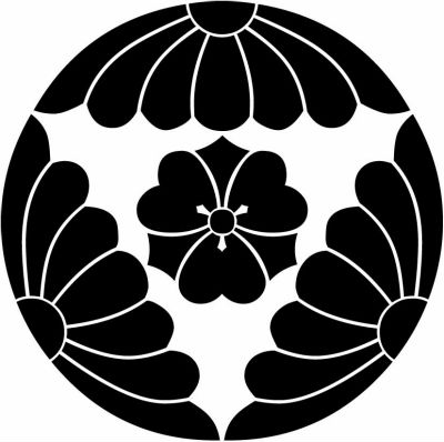 三つ割り菊に剣片喰