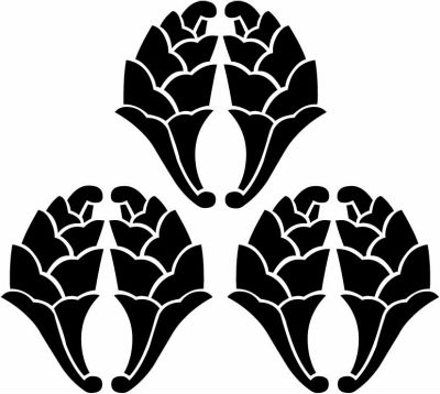 三つ盛り抱き杏葉