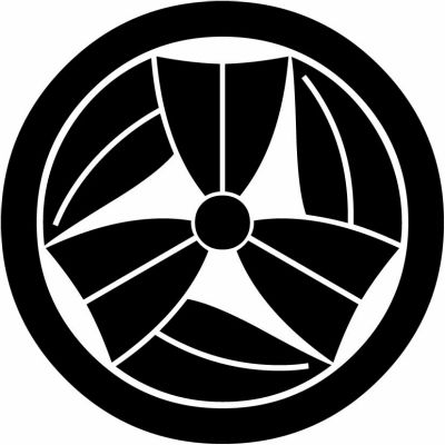 丸に三つ折れ笹