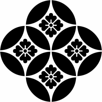 持ち合い四つ七宝に花角・四つ持ち合い七宝に花角