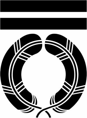 二つ引きに抱き鷹の羽