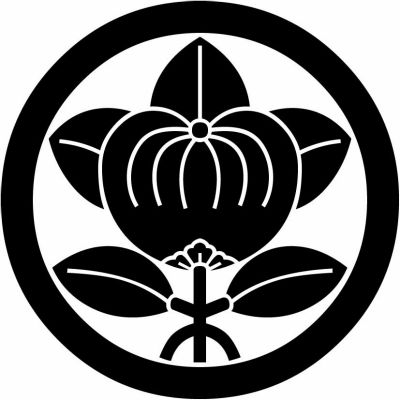 丸に三本足橘・丸に三つ足橘