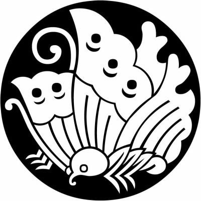 石持ち地抜き揚羽蝶（２）