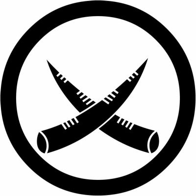 丸に違い折れ角・丸に違い袋角