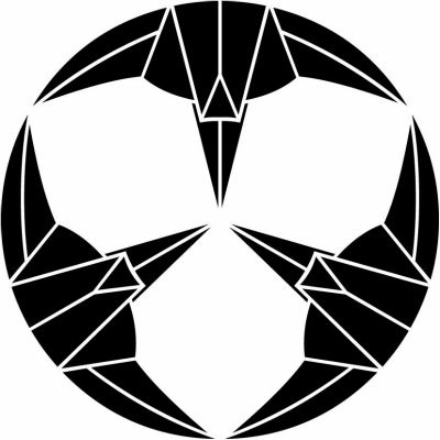 三つ折り鶴の丸