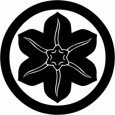 丸に裏花鉄仙／丸に裏花鉄線