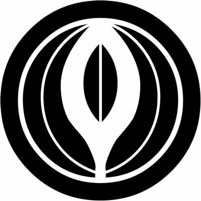 丸に三つ梛の葉