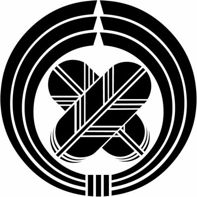 熨斗輪に違い鷹の羽（１）