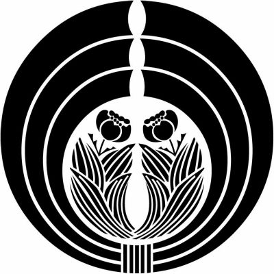 熨斗輪に福寿草・熨斗丸に福寿草