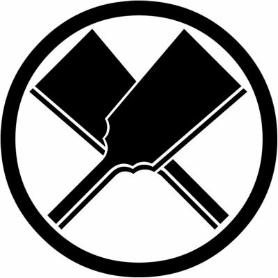 中輪に違い羽子板