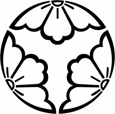 陰三つ割り花菱