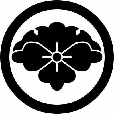 丸に雪持ち花菱（１）