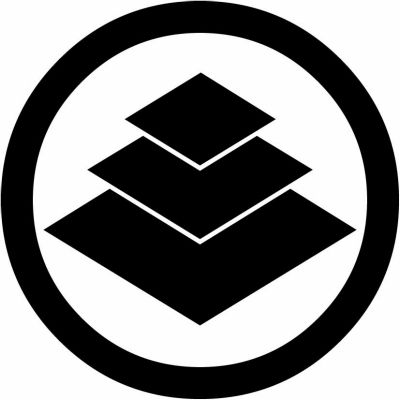 丸に重ね三階菱