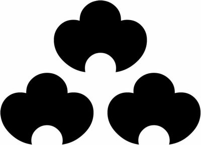 三つ盛り藤の花