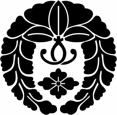 軸付き下がり蔓藤に花菱