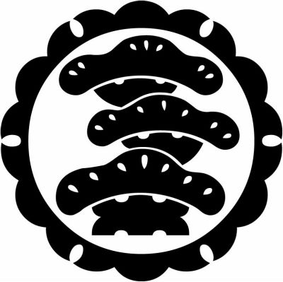 外雪輪に光琳三階松（１）