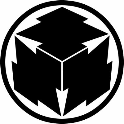 細輪に三つ松皮菱