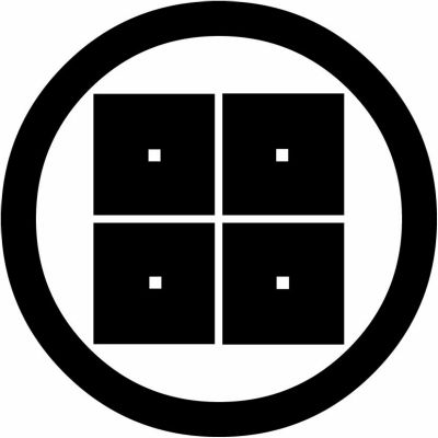 丸に平四つ目（１）