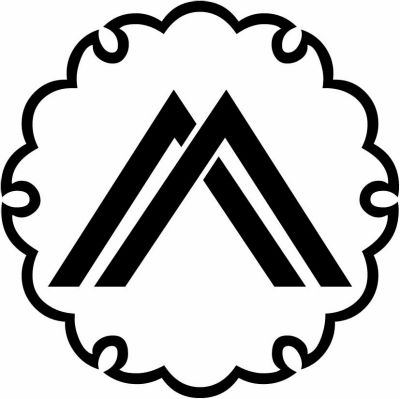 雪輪に違い山形