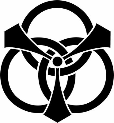 剣三つ輪違い（１）