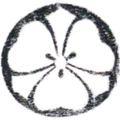 石持ち地抜き剣片喰