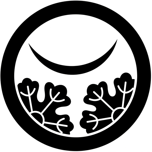 丸に割り夕顔の葉に三日月