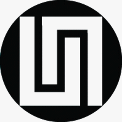 石持ち地抜き竪角二つ引き