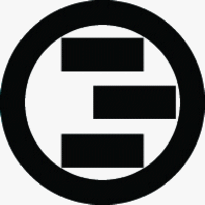 丸に不揃い三つ引き（2）