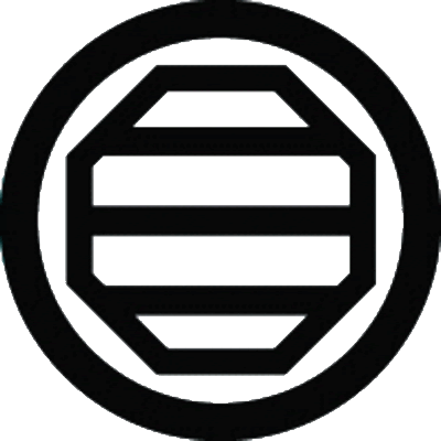 丸に隅切り角に三つ引き