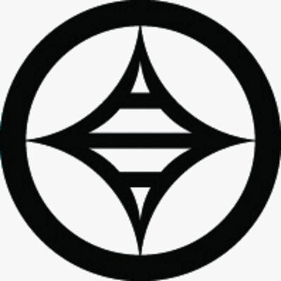 丸に反り角に三つ引き