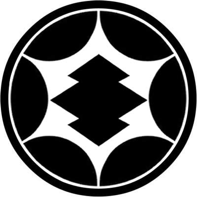 中輪に割り六つ星に松皮菱