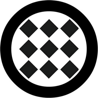 丸に繋ぎ九つ石