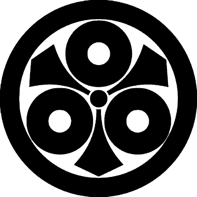 丸に剣三つ蛇の目