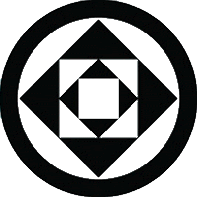 丸に子持ち隅立て角に角地抜き